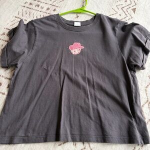 Women's Nashville Tee with Pink Hat Design